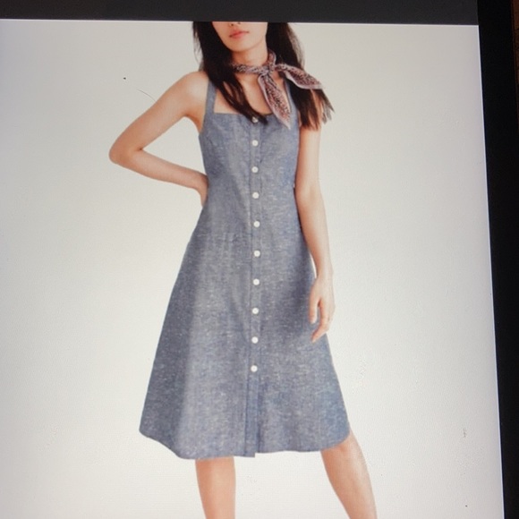 Madewell Dresses & Skirts - Madewell Chambray midi dress